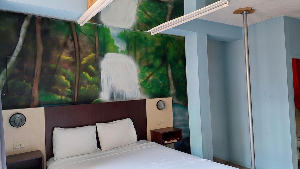 The Bakadeer Inn Belize City Exterior photo
