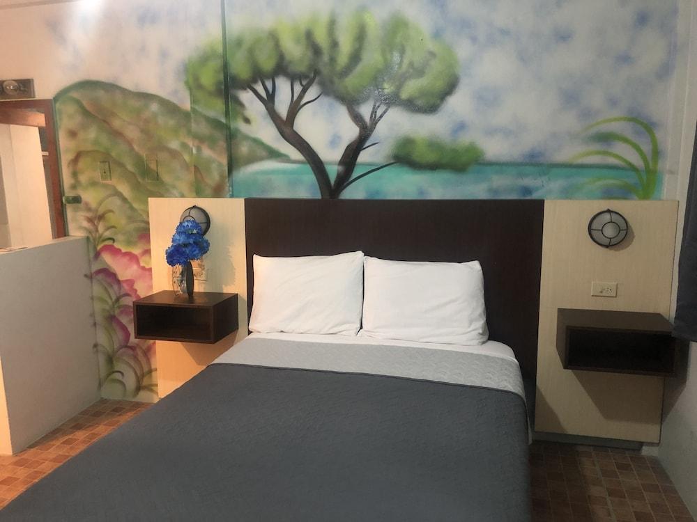 The Bakadeer Inn Belize City Exterior photo
